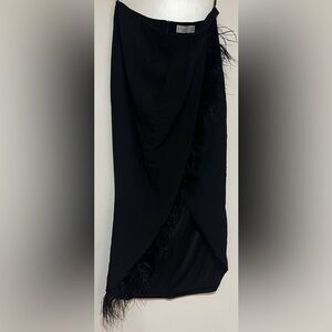 Women’s Club L Elegant Black Skirt